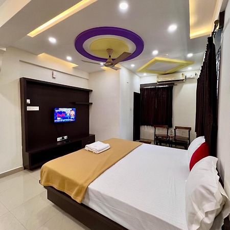 Hotel Ratna Sagar à Manipal Extérieur photo