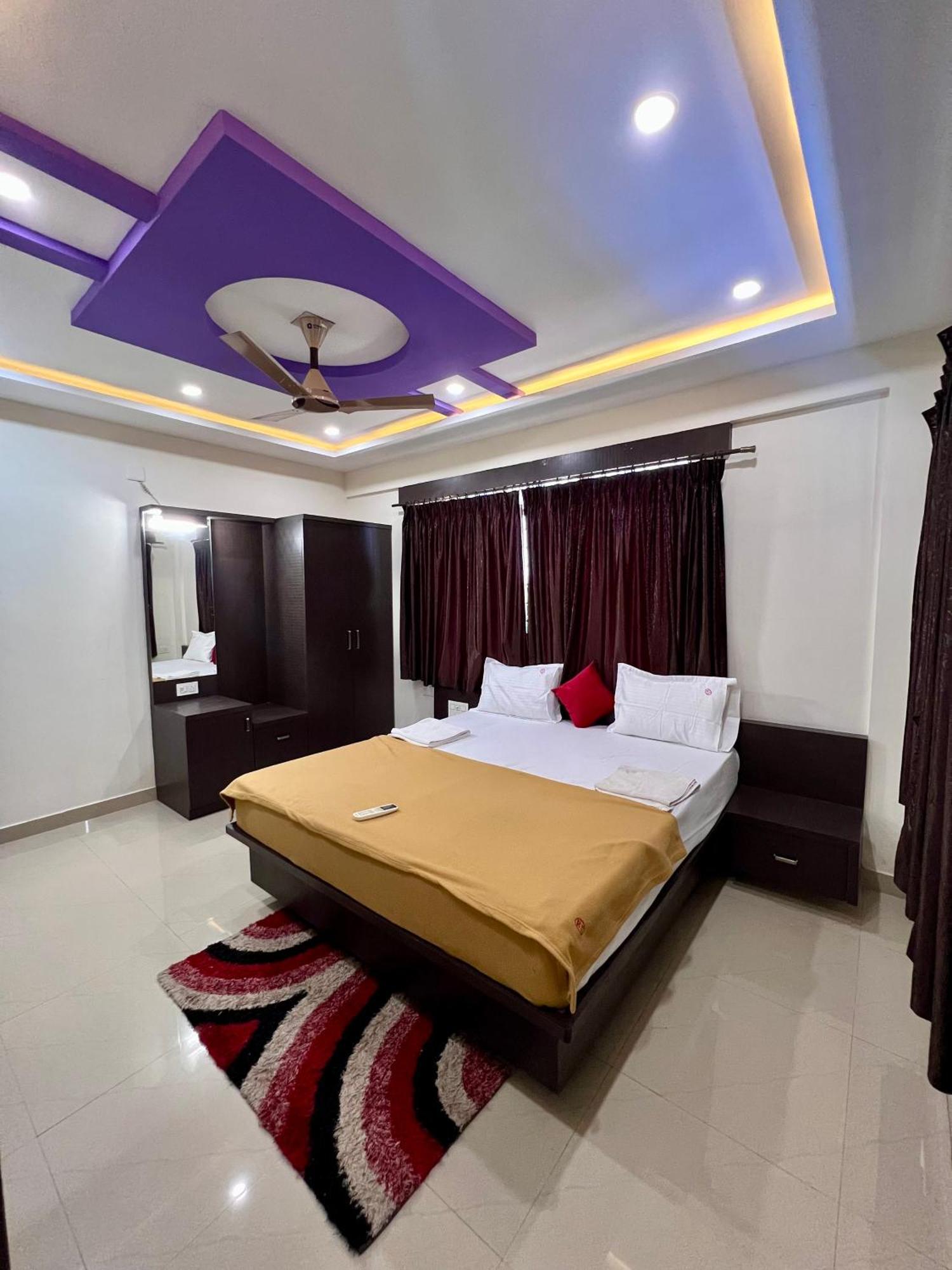 Hotel Ratna Sagar à Manipal Extérieur photo